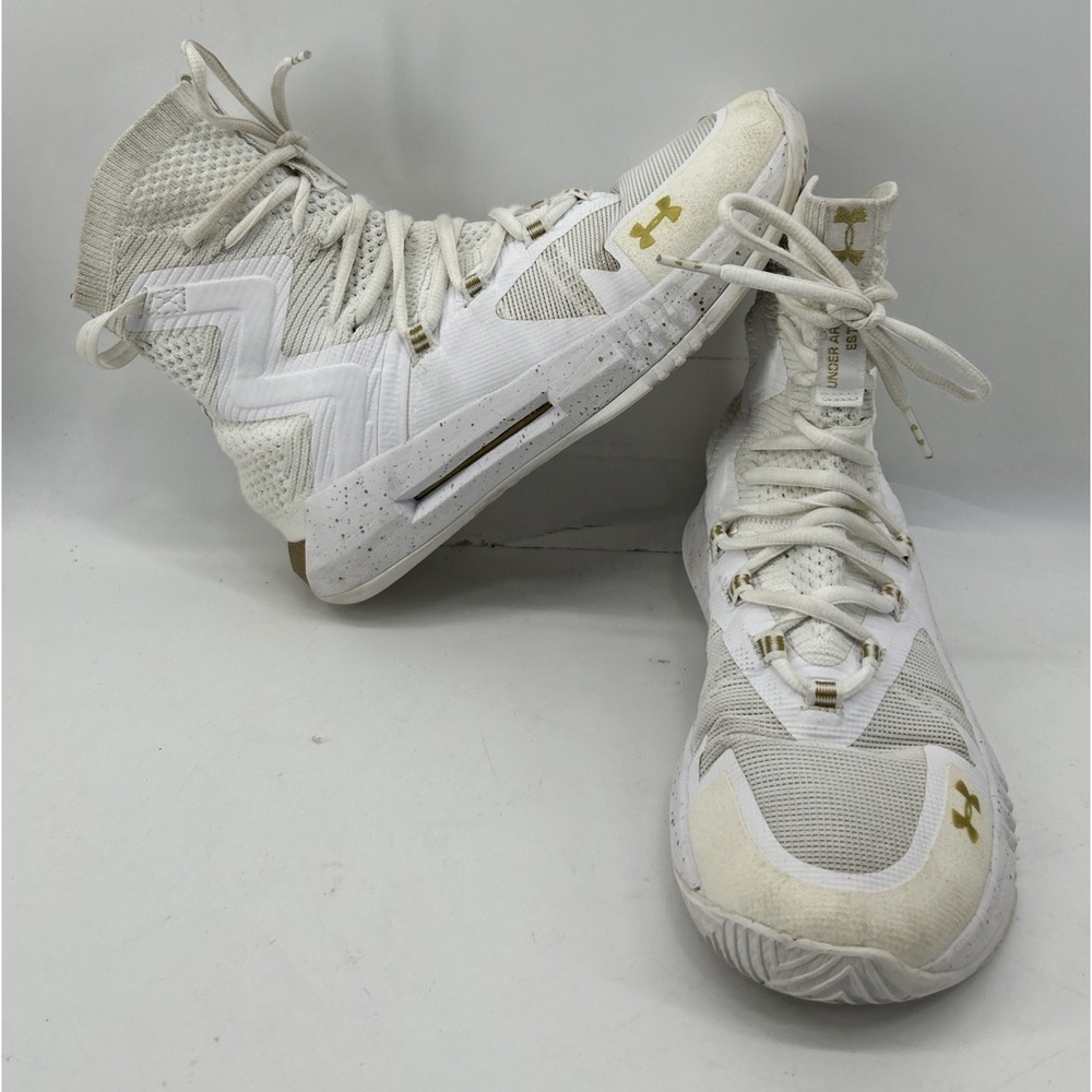 Under‎ Armour Highlight Ace 2.0 Volleyball Shoes White Metallic Gold Women's 8